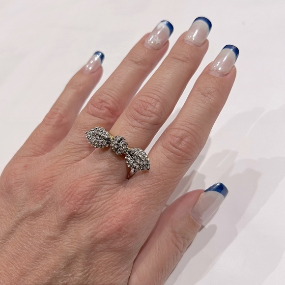 NWT Juicy Couture Pave Encrusted Bow Ring—Gold-Tone - Picture 3 of 10
